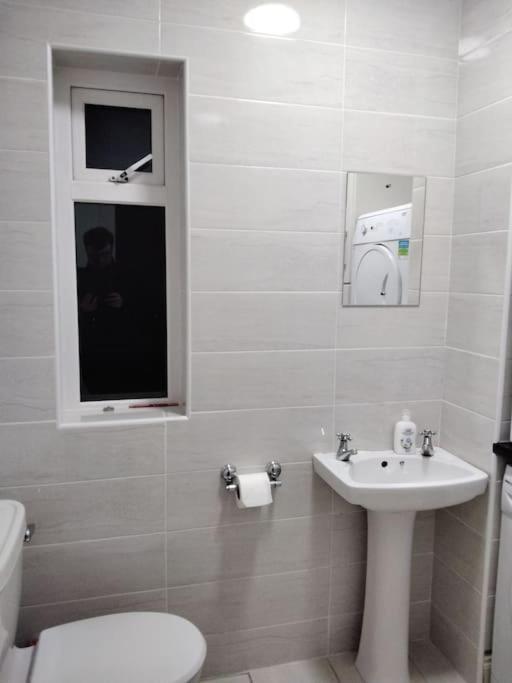 Willa Townhouse Clifden: Located In The Heart Of Connemara Zewnętrze zdjęcie