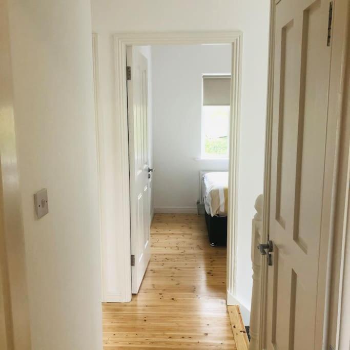 Willa Townhouse Clifden: Located In The Heart Of Connemara Zewnętrze zdjęcie